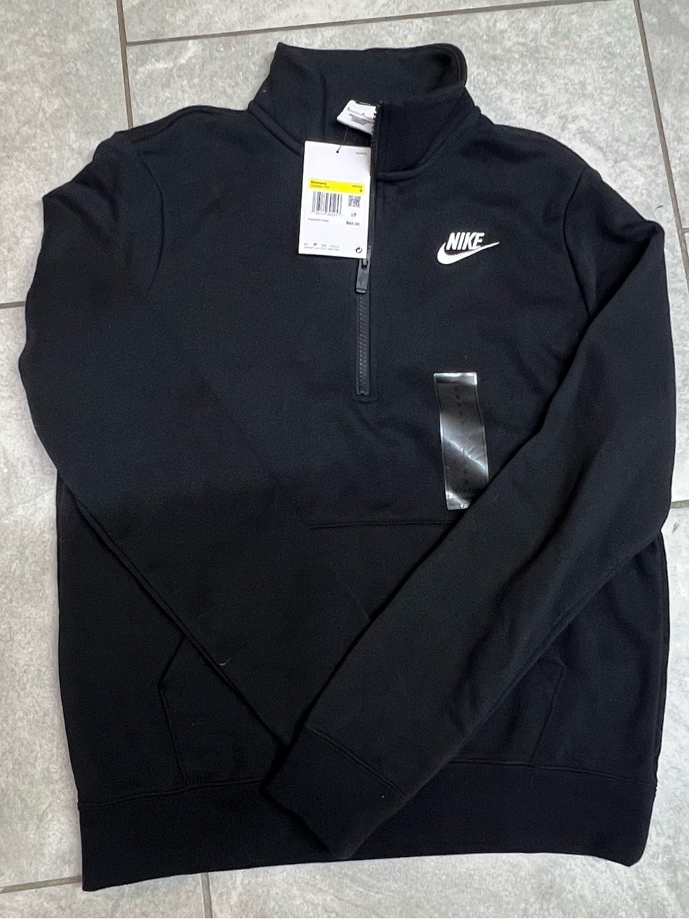 Nike Black Womenโs Half-Zip Sweatshirt